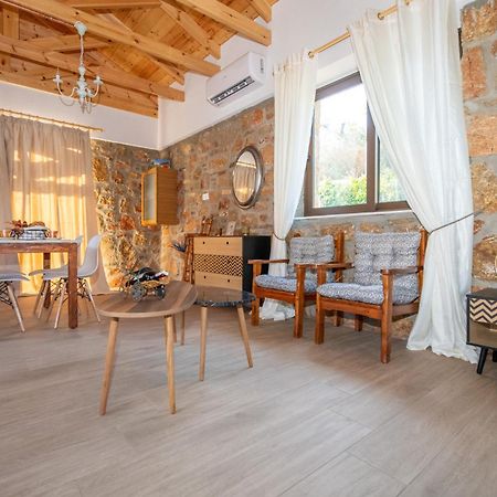 Villa To Stolidi tis Psinthou Psinthos Esterno foto